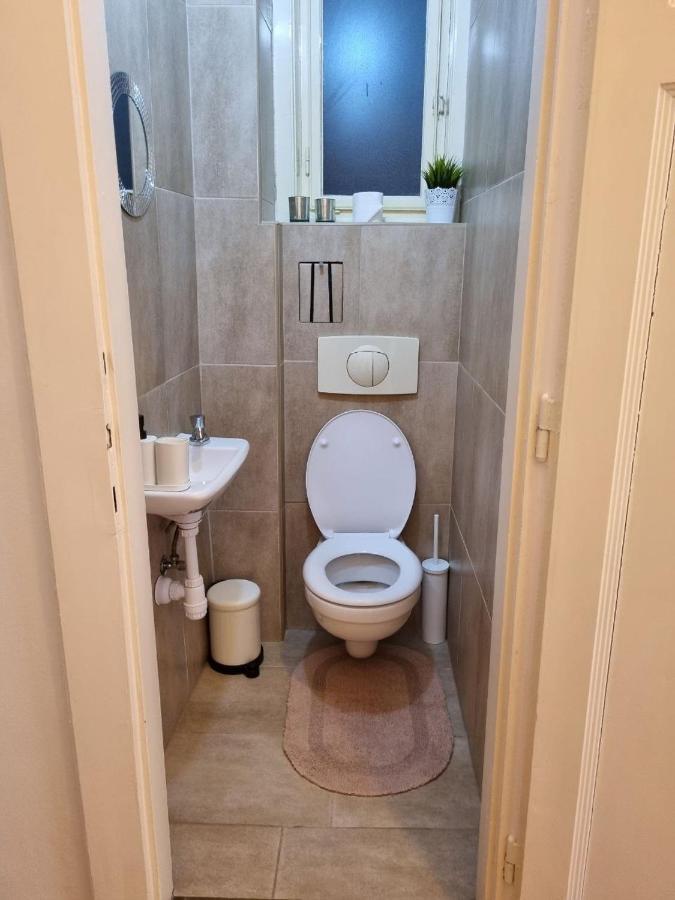 Apex Apartment Budapest Eksteriør bilde