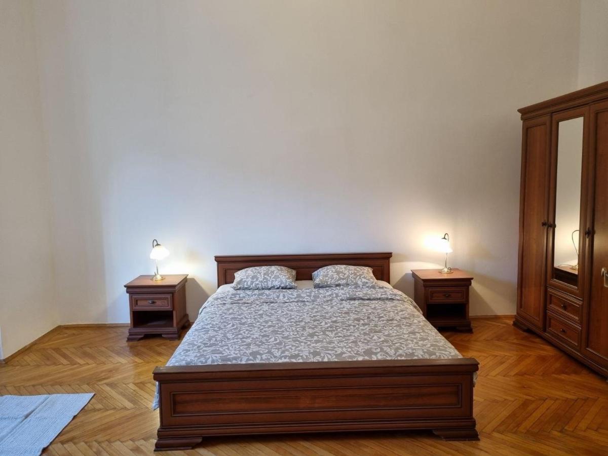 Apex Apartment Budapest Eksteriør bilde